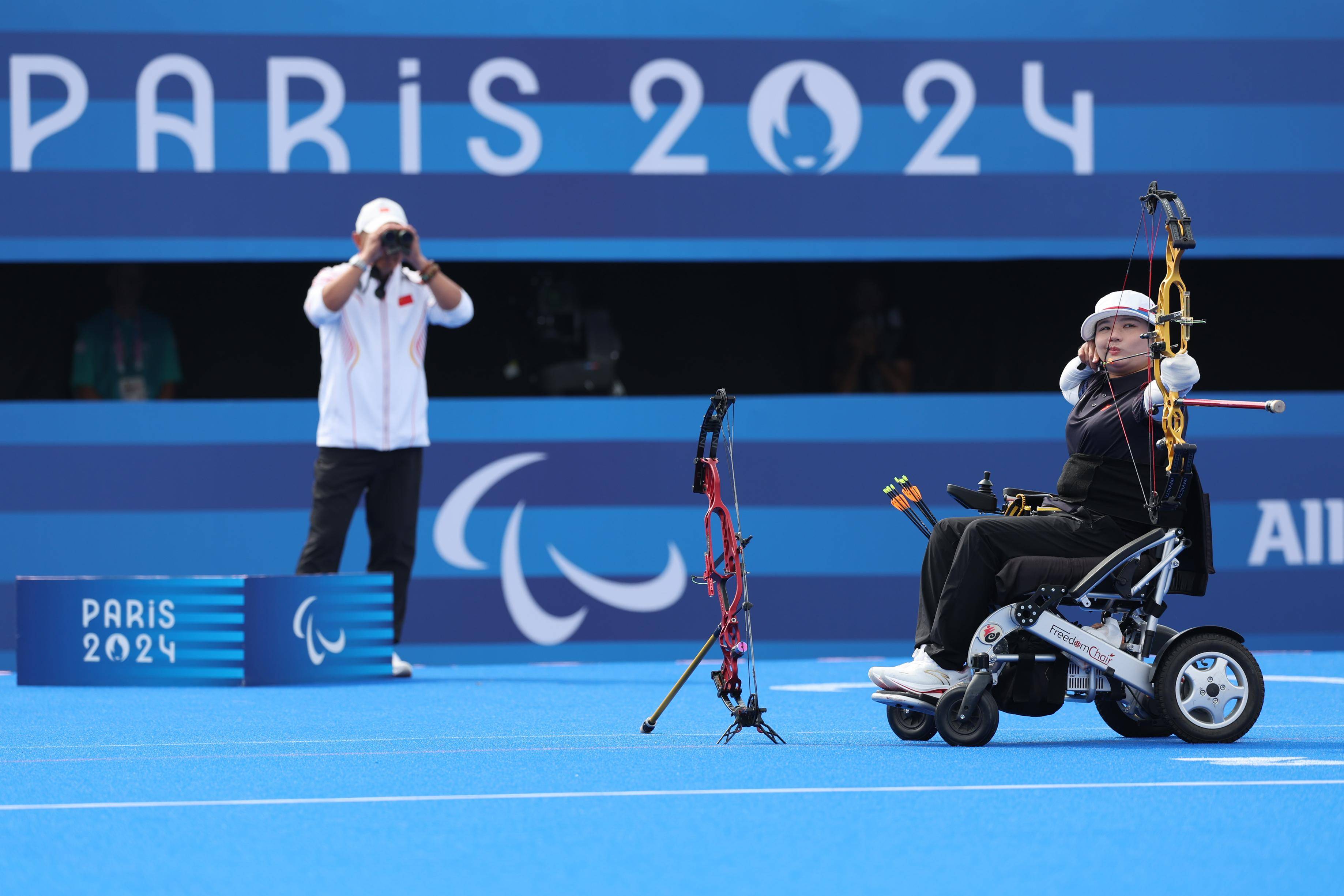 荷兰射击选手在射箭项目中展现实力