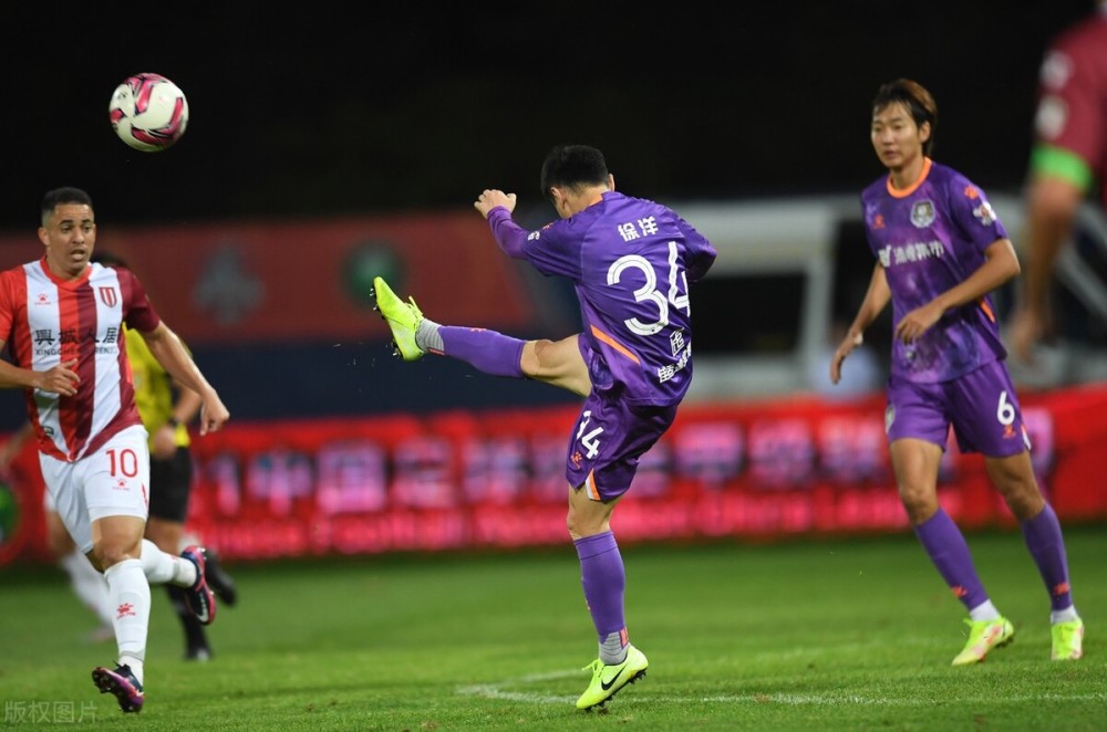 爱体育-北京队客场逆袭，取得胜利稳居第二位