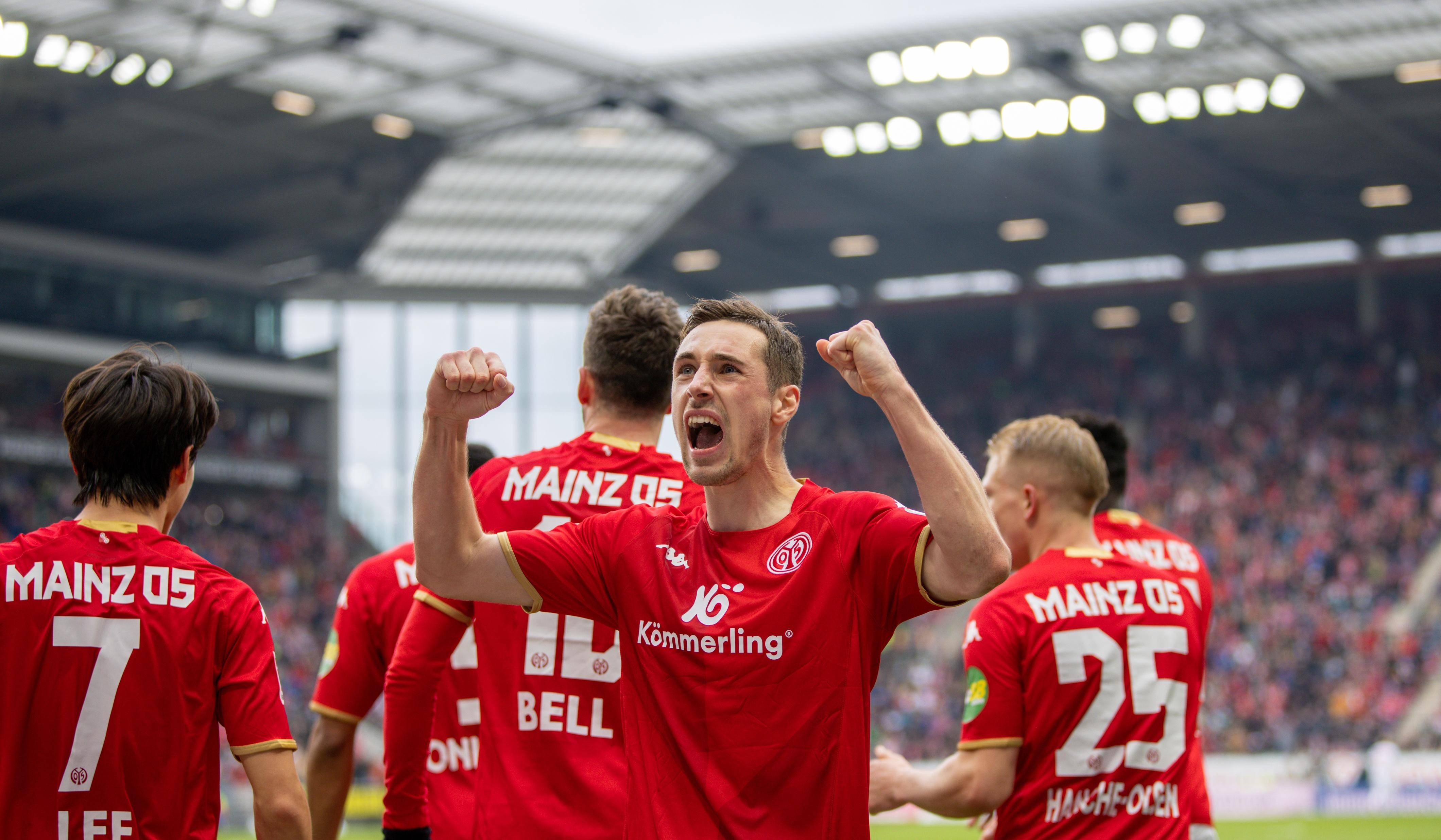 热血对决:拜仁、多特激情碰撞 热血对决:拜仁、多特激情碰撞