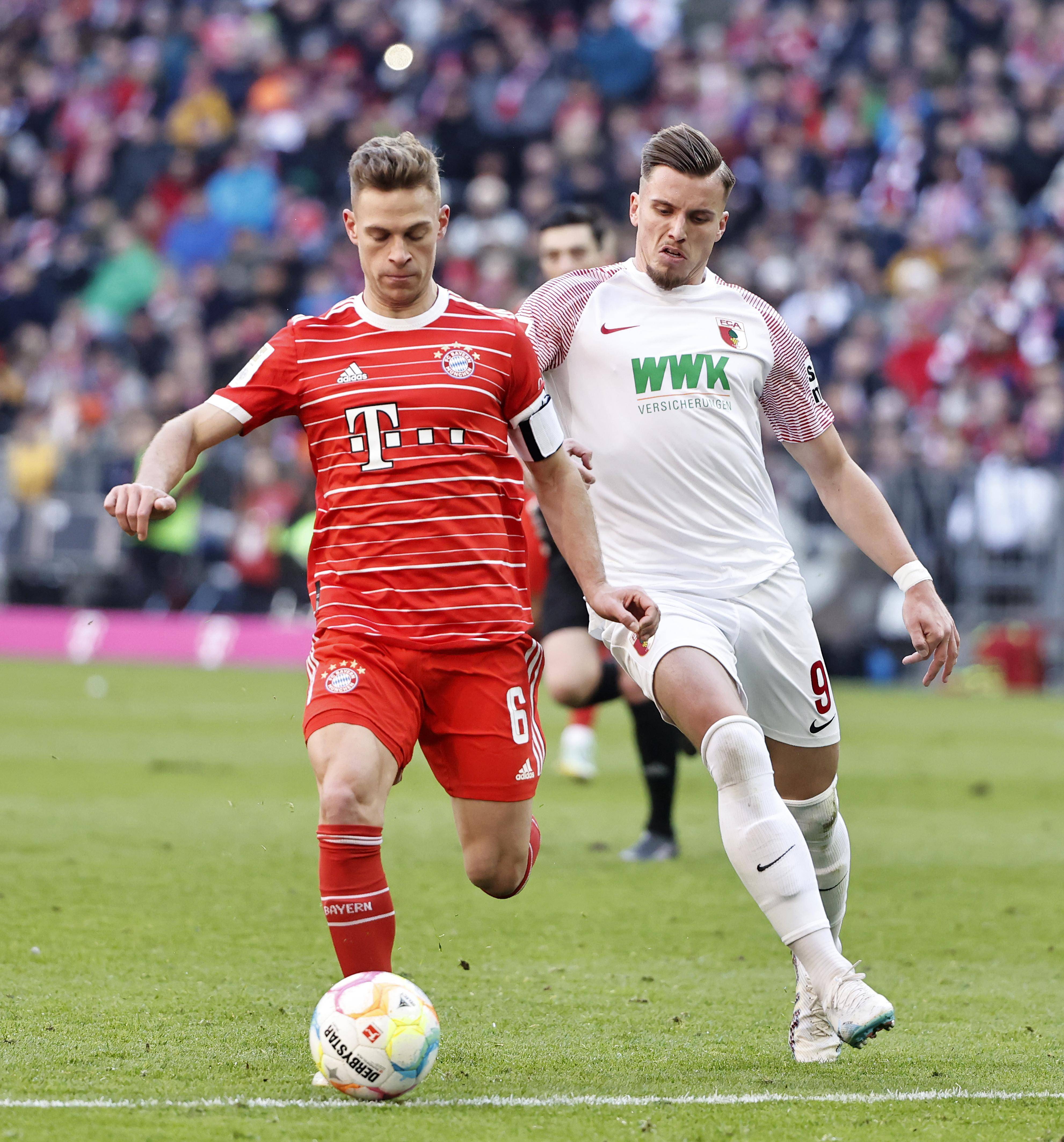 爱体育官方网站-沙尔克04客场不敌阿贾克斯，皮吉戴盲金靴破碎