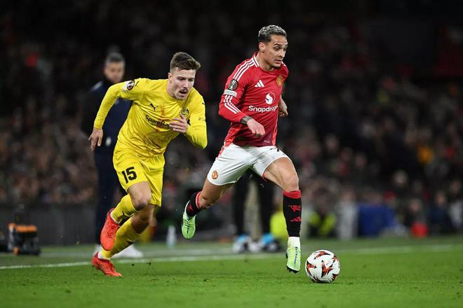 爱体育官方网站-西汉姆联主帅公开炮轰裁判，争议事件尴尬收场