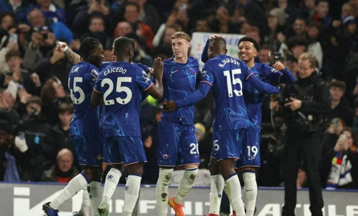 曼城客场逼平切尔西,豪取一分 曼城客场逼平切尔西,豪取一分