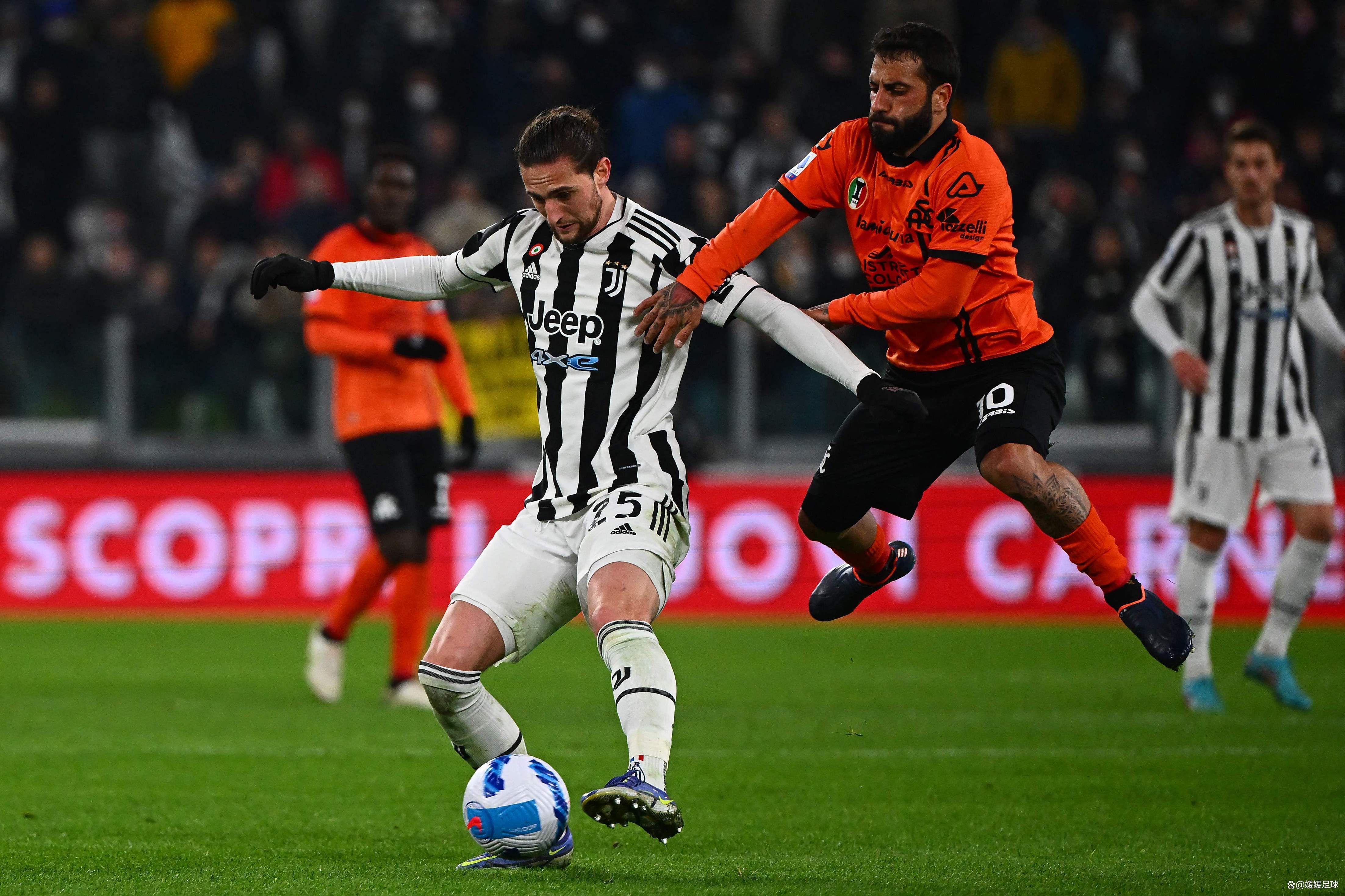 萨索洛在客场遭遇尤文图斯逆转 萨索洛在客场遭遇尤文图斯逆转