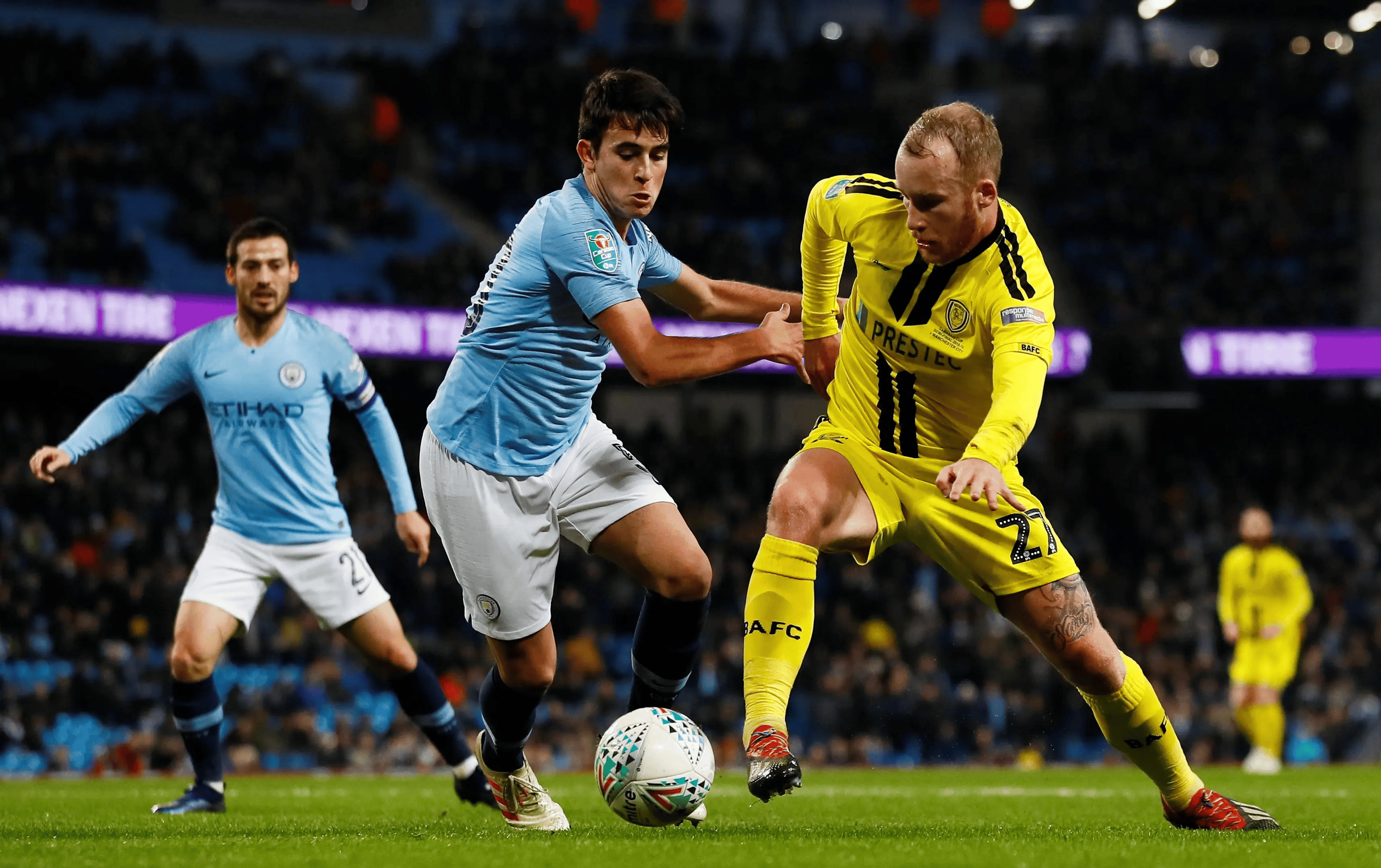 爱体育官方网站-伯恩利客场战胜埃弗顿，积分迅速攀升