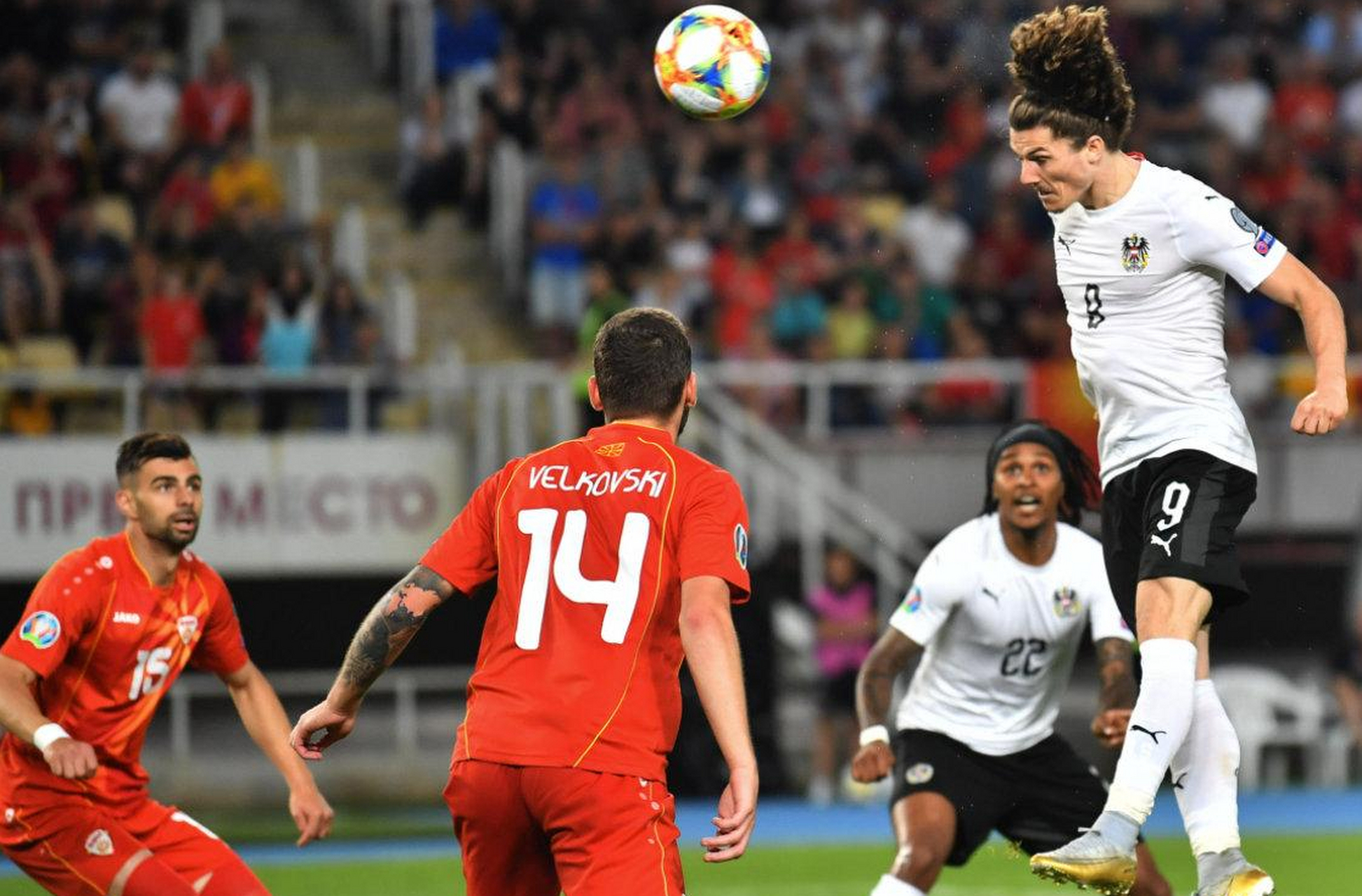 爱体育-德国客场0-4不敌马其顿：德国0-4惨败于马其顿