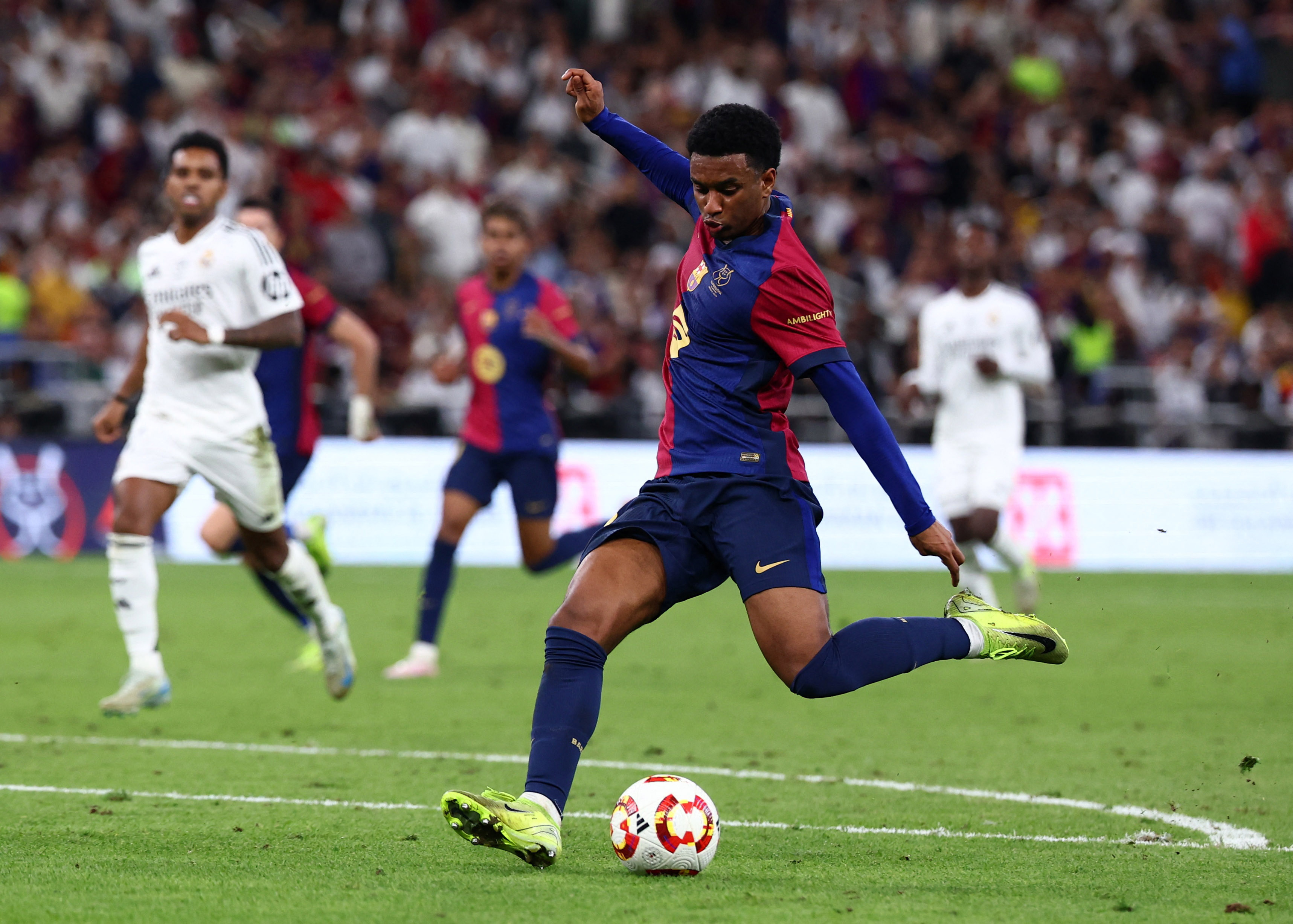 巴塞罗那实力爆发,击败强敌赢下比赛! 巴塞罗那实力爆发,击败强敌赢下比赛!