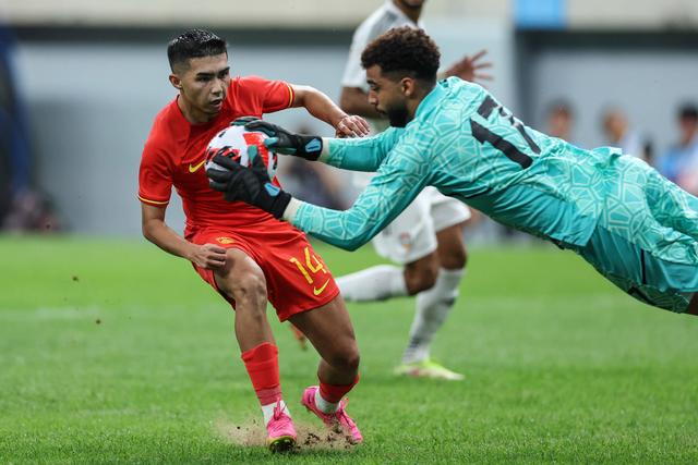 爱体育-争夺激烈：胜负悬念令人屏息