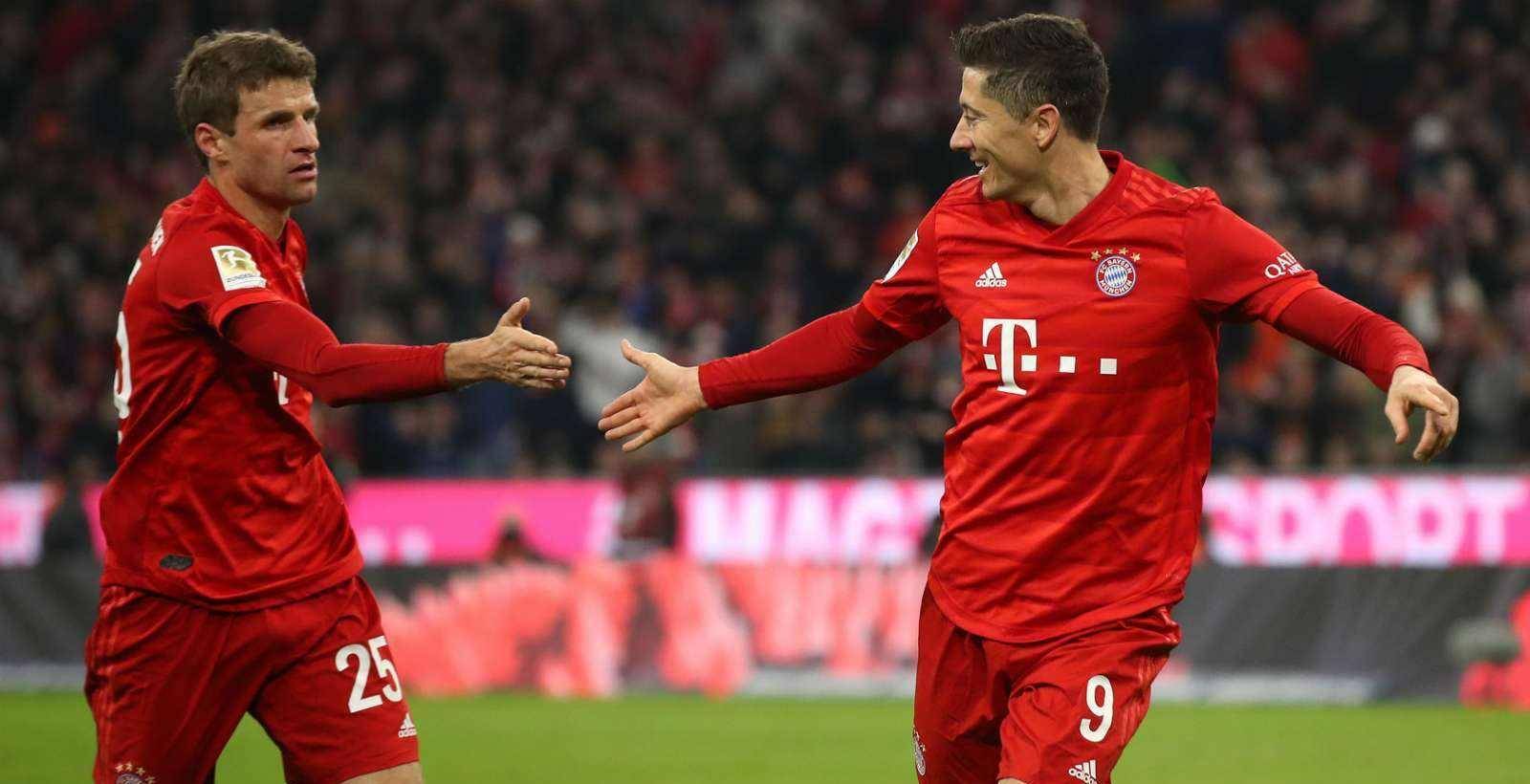 慕尼黑巨人击败斯图加特保持领先 慕尼黑巨人击败斯图加特保持领先