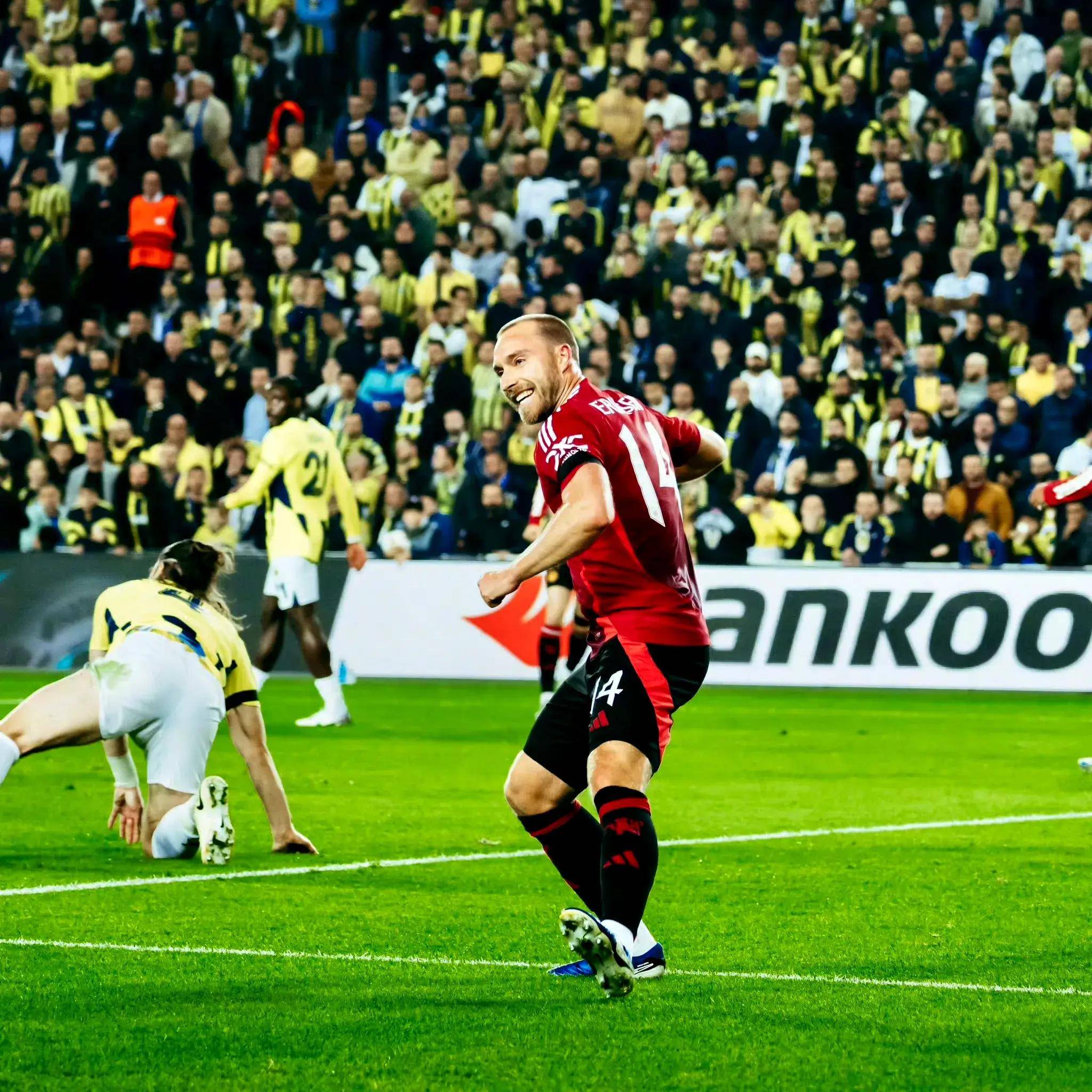 切尔西客场击败热刺，取得三连胜