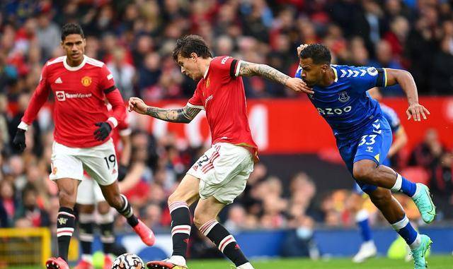 爱体育官方网站-亚眠主场不敌对手，积分榜上节节后退