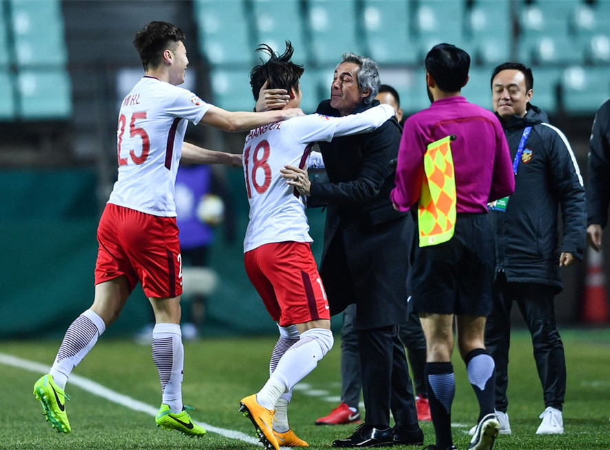 爱体育官网-权健客场大胜华夏，重夺积分榜前列