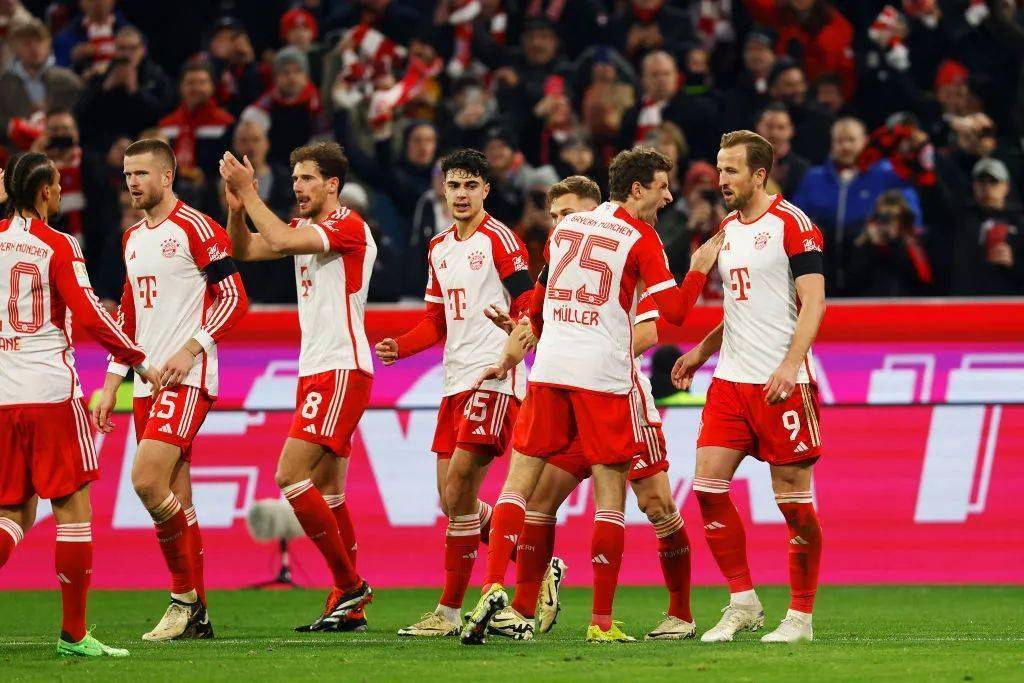 汉诺威客场击败拜仁慕尼黑,爆发势头不容小觑 汉诺威客场击败拜仁慕尼黑,爆发势头不容小觑